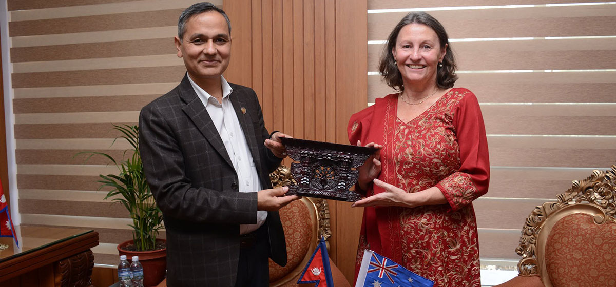 गृहमन्त्री अर्यालसँग अस्ट्रेलियाकी राजदूत जोन्स्टनको बिदाइ भेट