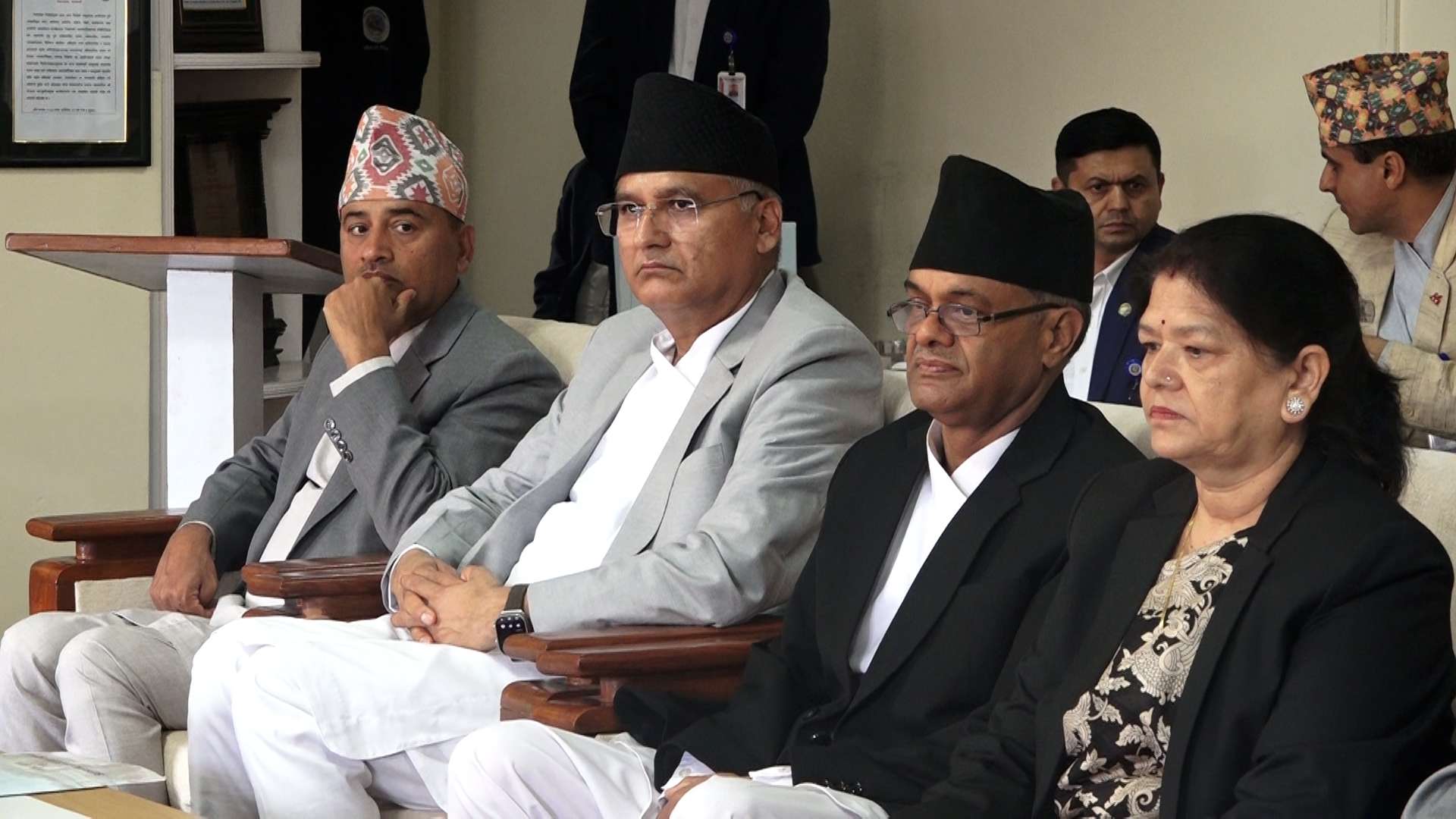 नवनियुक्त न्यायाधीशहरूले गरे शपथ ग्रहण
