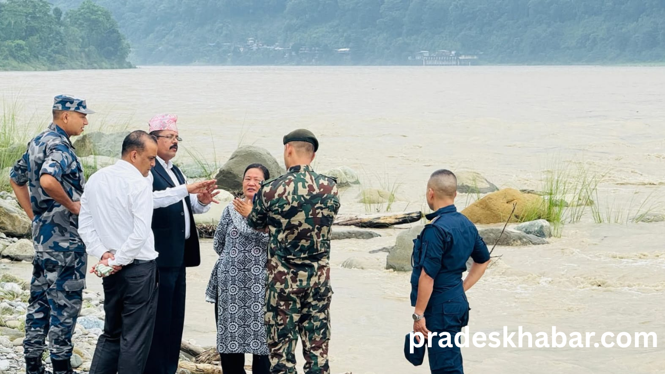 सप्तकोशीमा पानीको बहाव बढेपछि उदयपुरको बेलका उच्च जोखिममा