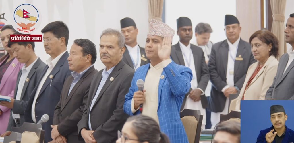 प्रधानमन्त्री बालेन शाहको उपस्थिति खोज्दै अवरोध गरेपछि प्रतिनिधिसभा बैठक १५ मिनेटका लागि स्थगित
