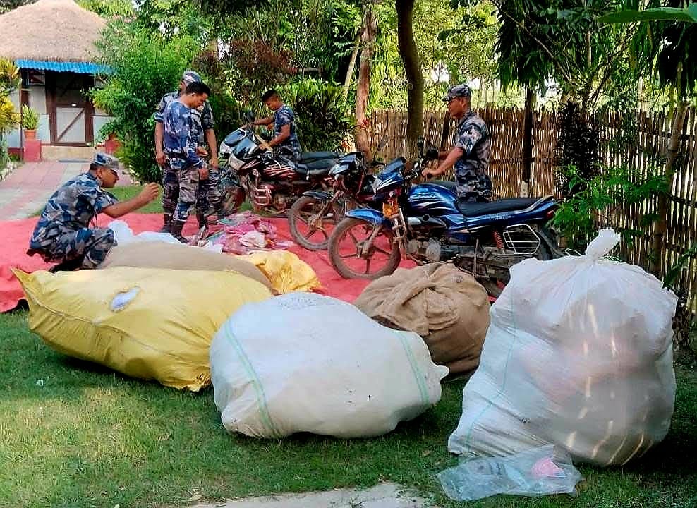 सुनसरीबाट ६ करोड भन्दा बढी मूल्यका भन्सार छली सामान बरामद