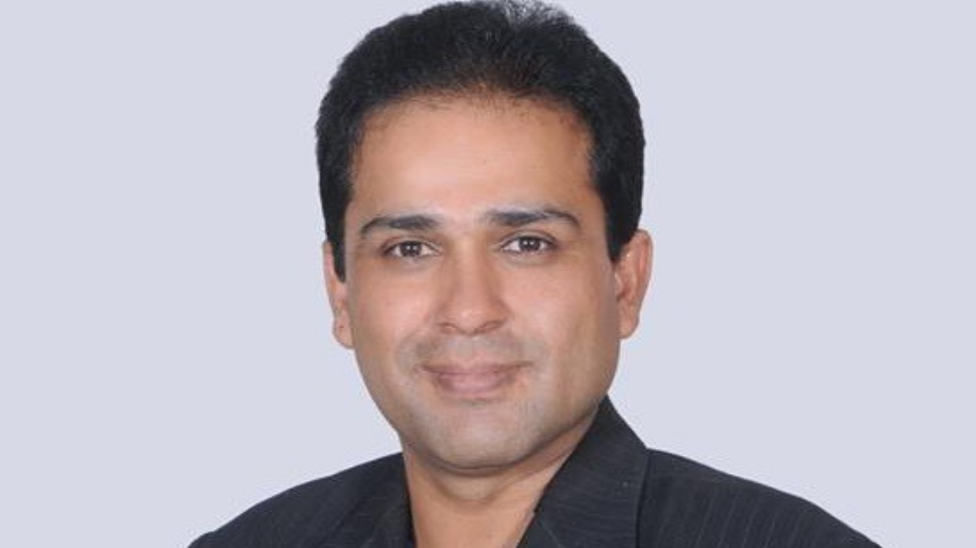 काठमाडौँ–१ मा काङ्ग्रेसभित्र असन्तुष्टि, बाबुराम आचार्य बने बागी उम्मेदवार