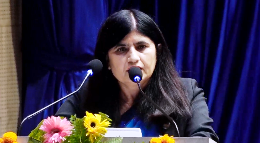 निजामती कर्मचारीहरू देश विकास र समृद्धिको मेरुदण्ड हुन्:  मन्त्री न्यौपाने