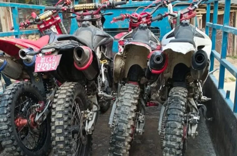 चर्को आवाज निकाल्दै ध्वनि प्रदूषण गराउने आठ मोटरसाइकल नियन्त्रणमा