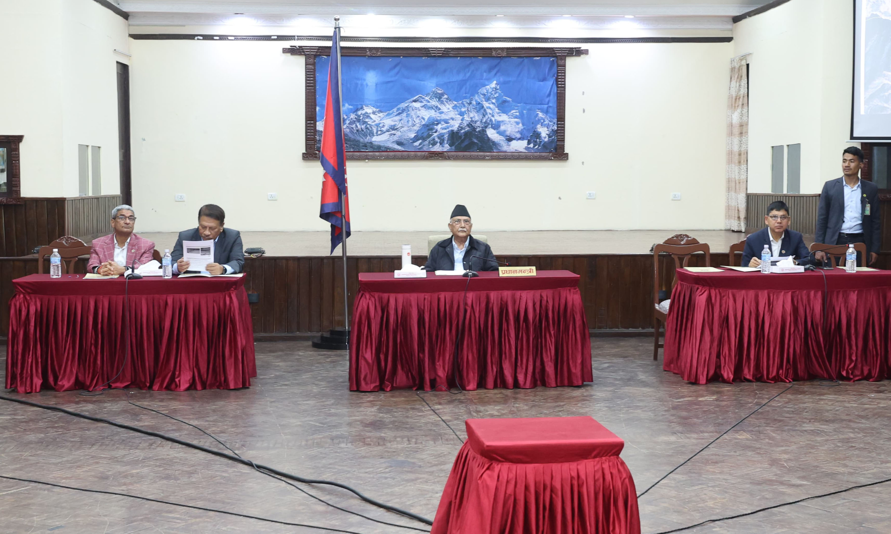 रसुवा बाढीमा बेपत्ताहरूको खोज उद्धारलाई प्रभावकारी बनाउन निर्देशन, घाइतेहरूको निःशुल्क उपचार