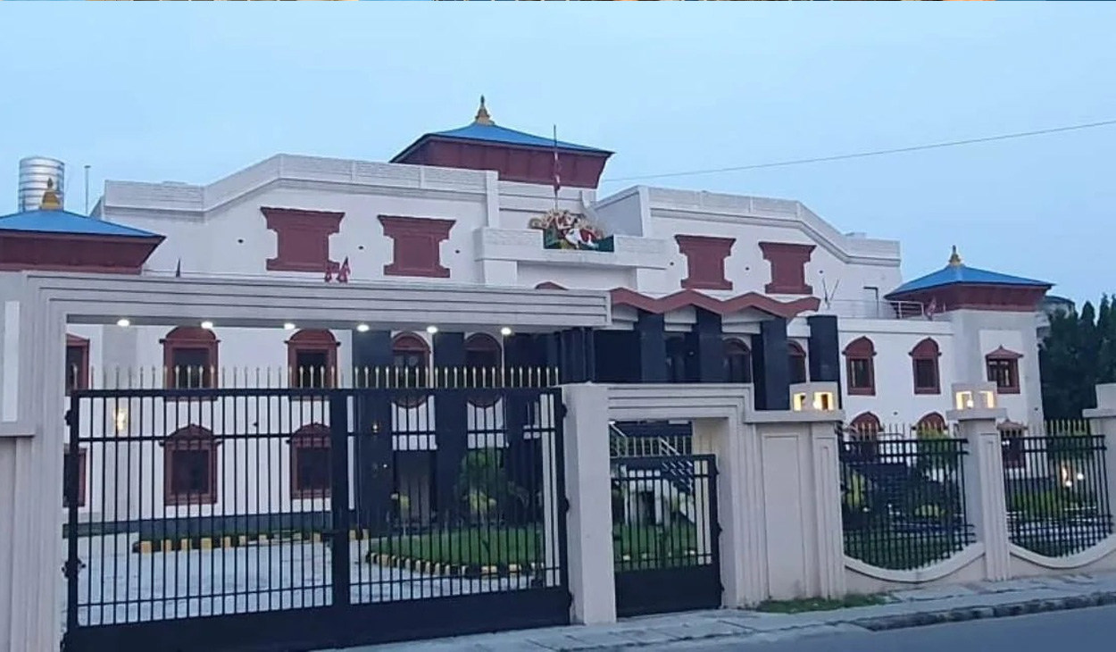 कोशी प्रदेशसभा भवन तयार नहुँदा मासिक ८ लाख तिरेर वीरेन्द्र सभागृह भाडामा