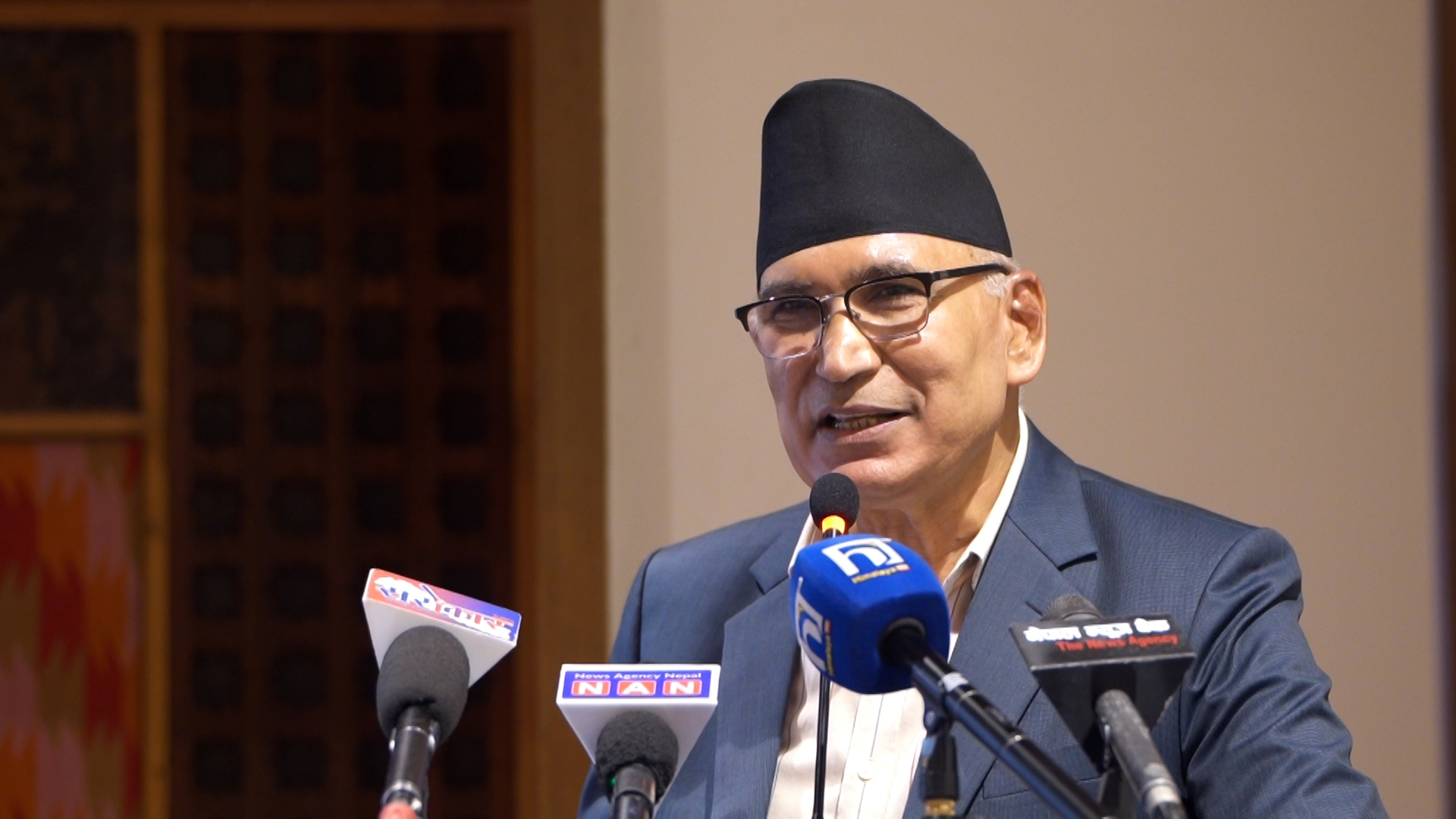 विनियोजन र कार्यान्वयनबीचको खाडललाई पुर्ने कोशिसमा छु : मन्त्री पौडेल