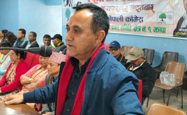 गगन थापा मुलुकको नेतृत्व गर्न तयार : उपसभापति शर्मा