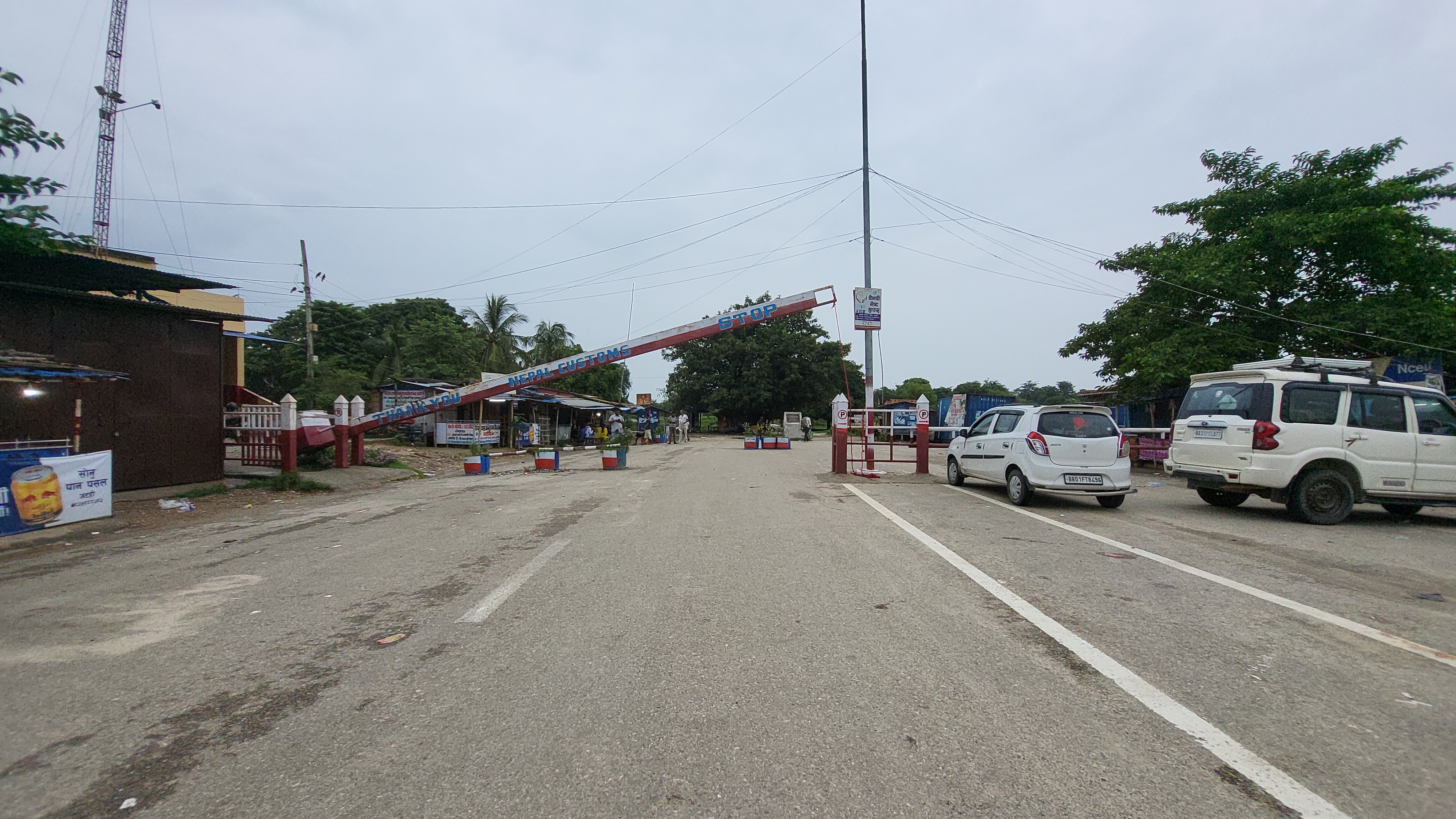 नेपाल–भारत सीमा नाका बन्द