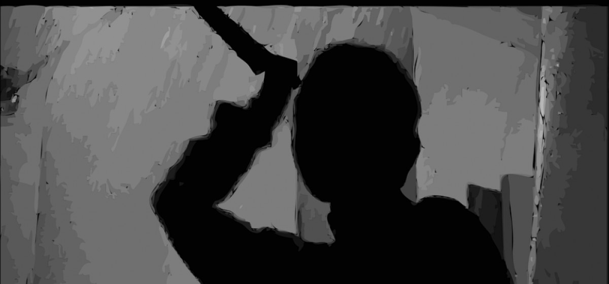 श्रीमतीको चक्कु प्रहारबाट नगर प्रहरी गम्भीर घाइते