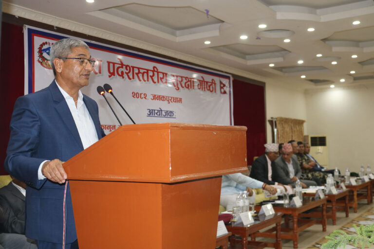 सीमाक्षेत्रमा हुने आपराधिक घटना तथा चोरी तस्करी कडाइका साथ रोक्न गृहमन्त्री लेखकको निर्देशन