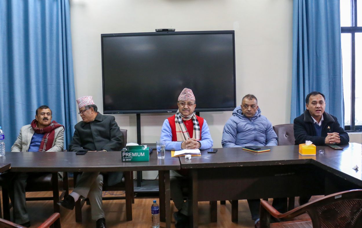 कांग्रेस भन्छ,'विशेष महाधिवेशनको बहस टुंगियो', अब गगन-विश्व के गर्लान