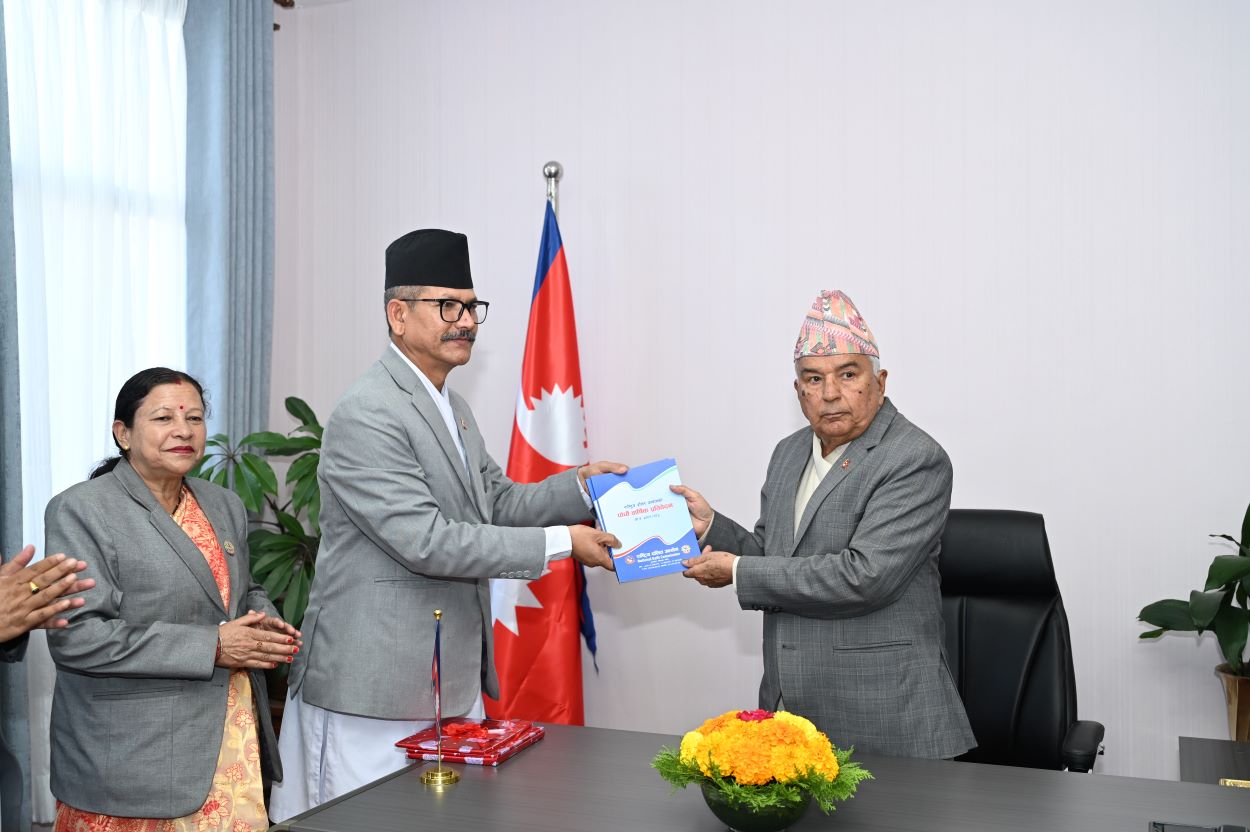 राष्ट्रपतिसमक्ष राष्ट्रिय दलित आयोगको वार्षिक प्रतिवेदन पेश
