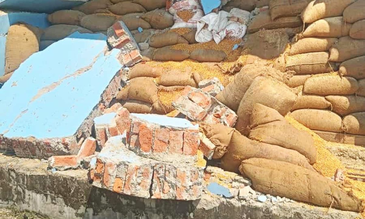 दाना उद्योगको पर्खाल भत्किँदा ३ जनाको मृत्यु, २ जना घाइते