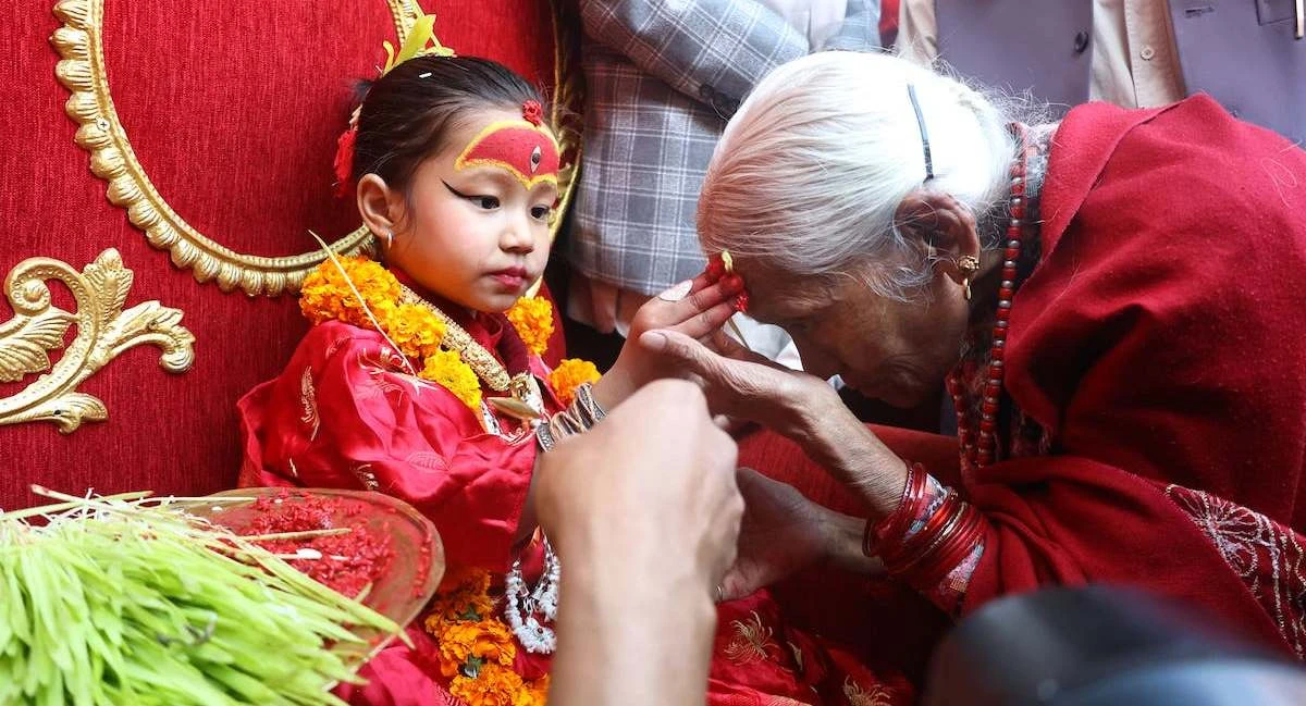 थिमिमा ६२ वर्षपछि जीवित देवी कुमारीको दर्शनसहित टीका ग्रहण गर्ने परम्परा पुनः सुरु