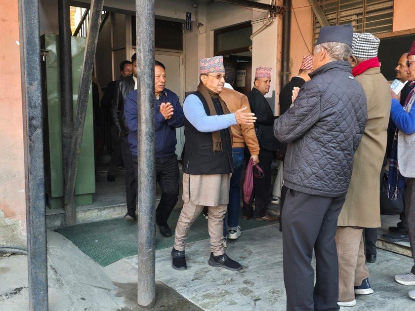 गगन थापा समूहलाई आधिकारिकता दिने निर्णयविरुद्ध देउवा समूह सर्वोच्चमा