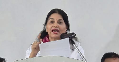 सहमहामन्त्री महालक्ष्मी उपाध्याय भन्छिन्– “व्यक्तिवाद र शक्तिको मोहले पार्टी कमजोर बन्दै गएको छ”