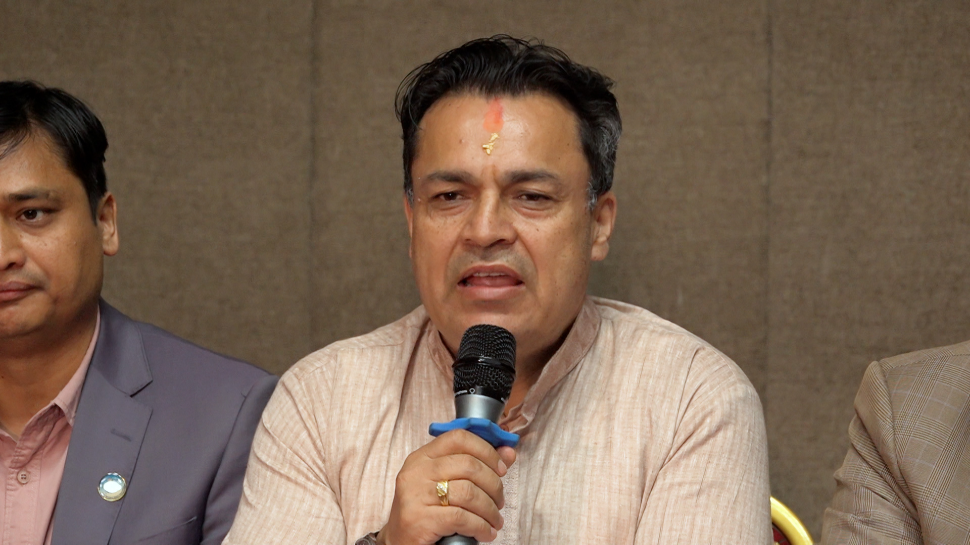 एनआरएनए एकताका लागि लचक छौं : डा.बद्री केसी