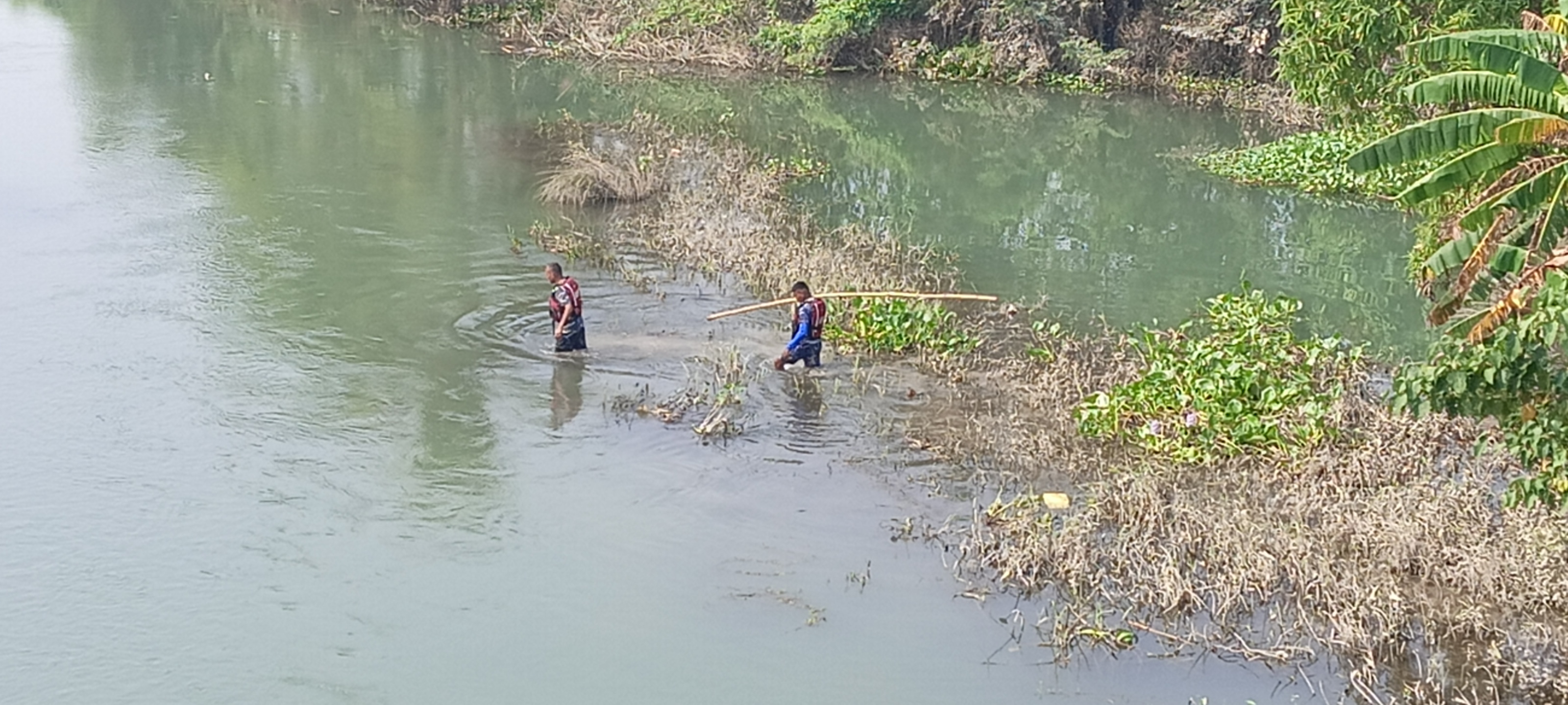 सर्लाहीमा खोलामा डुबेर बेपत्ता बालिका तीन दिनदेखि बेपत्ता, उद्धारमा सशस्त्रको गोताखोर टोली