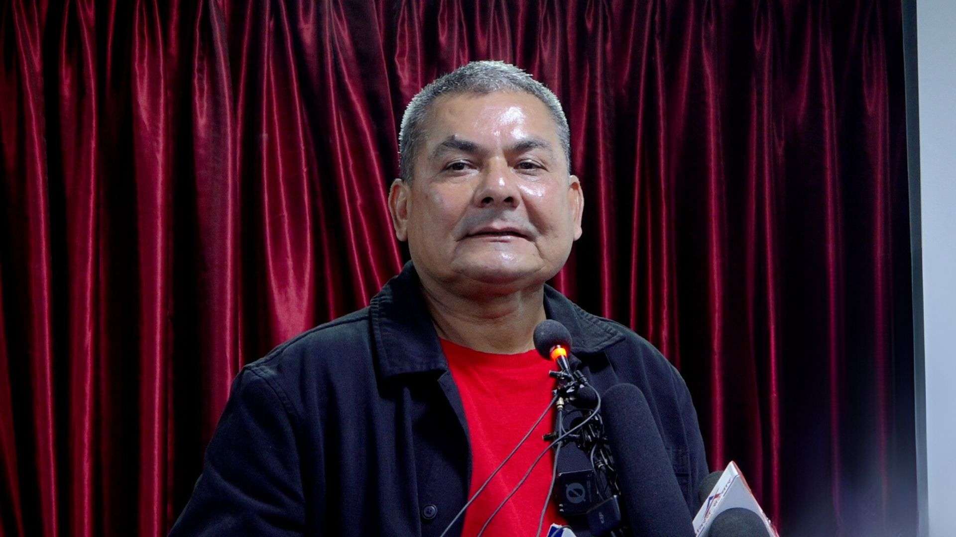 दुर्गा प्रसाईंका दुई अस्पतालको बैंक खाता फुकुवा गर्न अन्तरिम आदेश