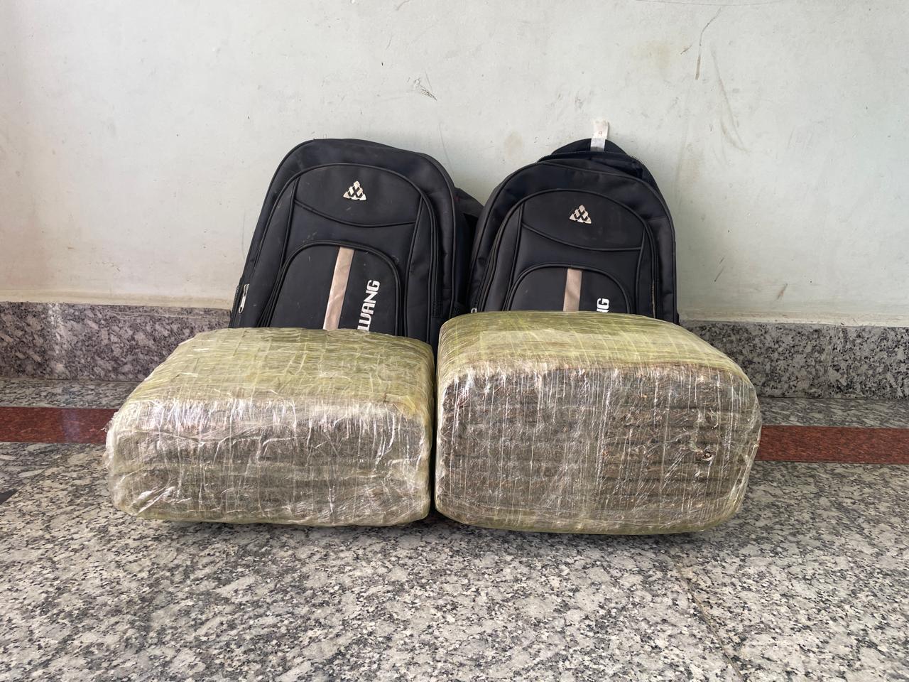 सुनसरीबाट १८ किलो गाँजासहित १ जना पक्राउ