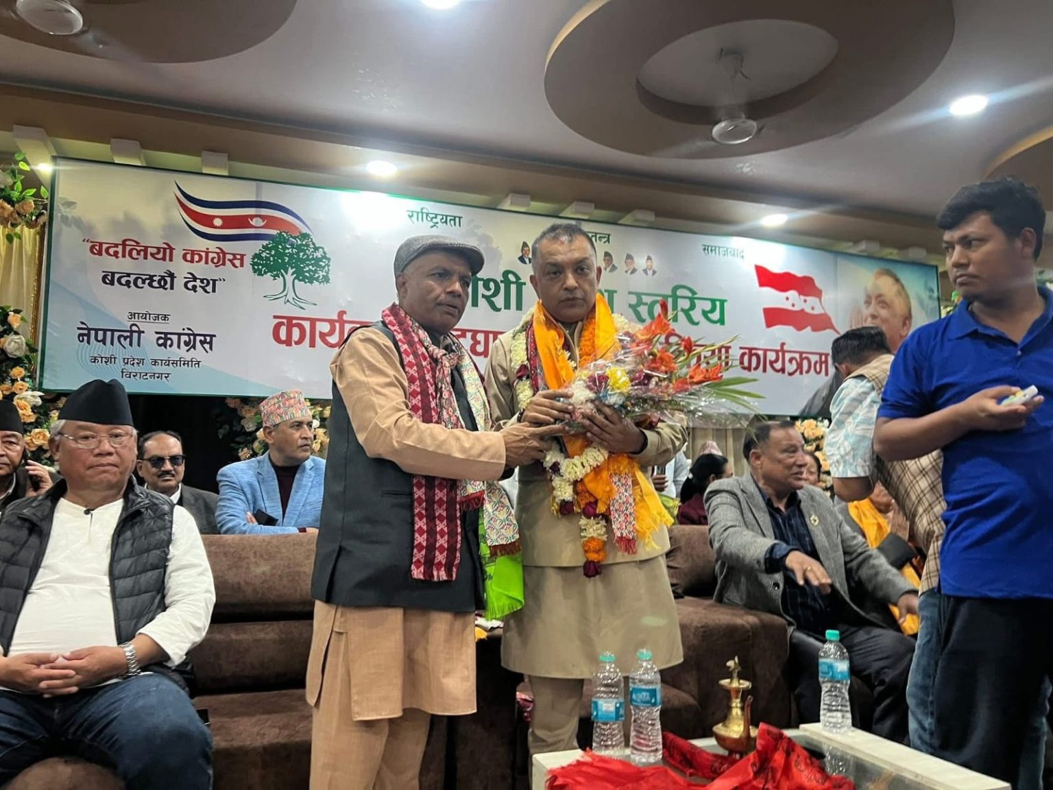 काँग्रेस सभापति गगन थापालाई  विराटनगरमा भव्य स्वागत