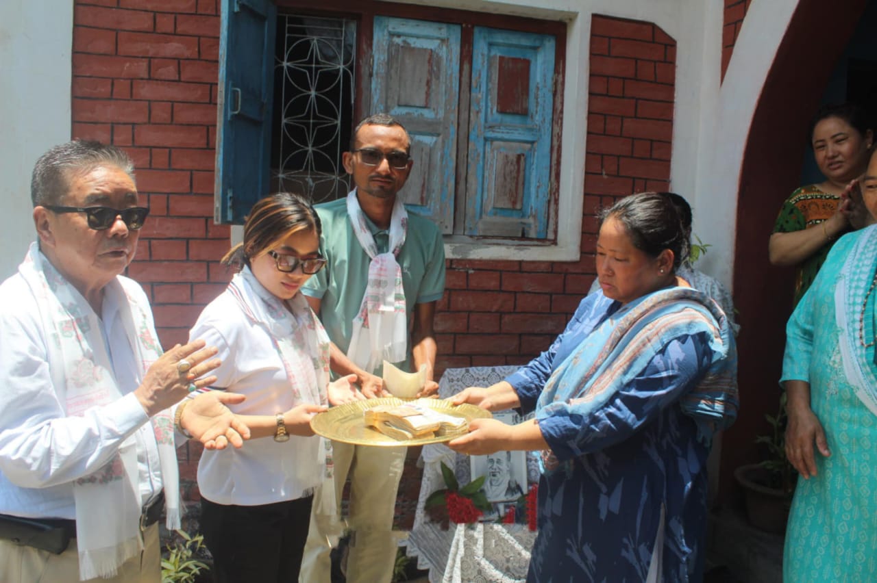 स्व. पत्रकार हिमाल राईको स्मृतिमा दुई लाख पाँच हजारको अक्षयकोष स्थापना