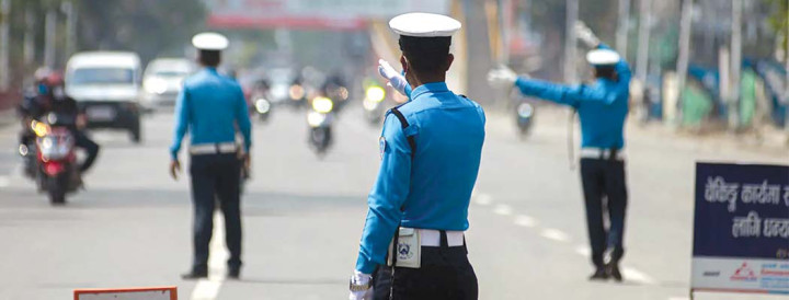 दुई सय ५२ जना मोटरसाइकल चालक कारबाहीमा