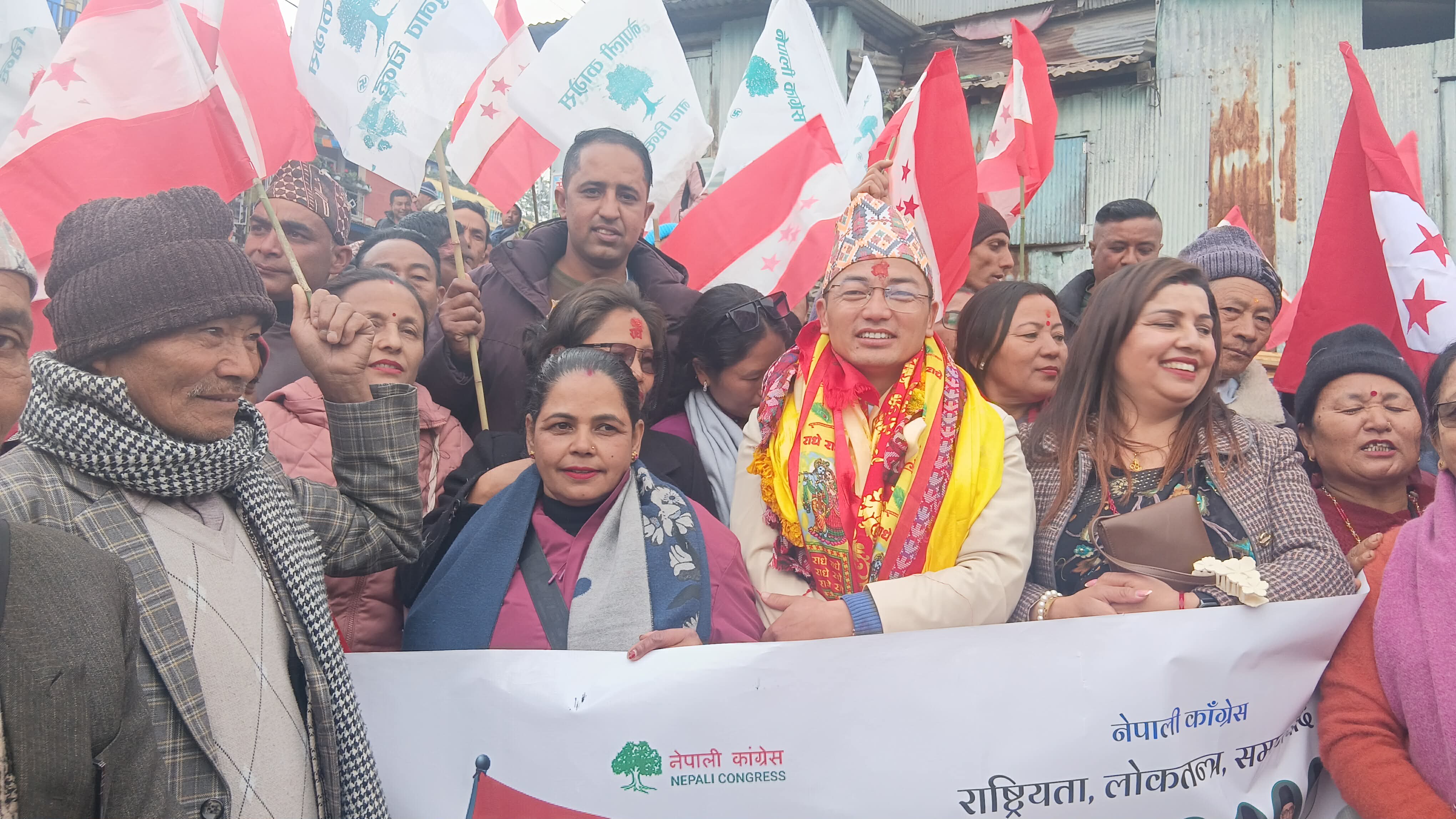 इलाम १ मा ३५ वर्षीय राईले कांग्रेसबाट दर्ता गराए उम्मेदवारी