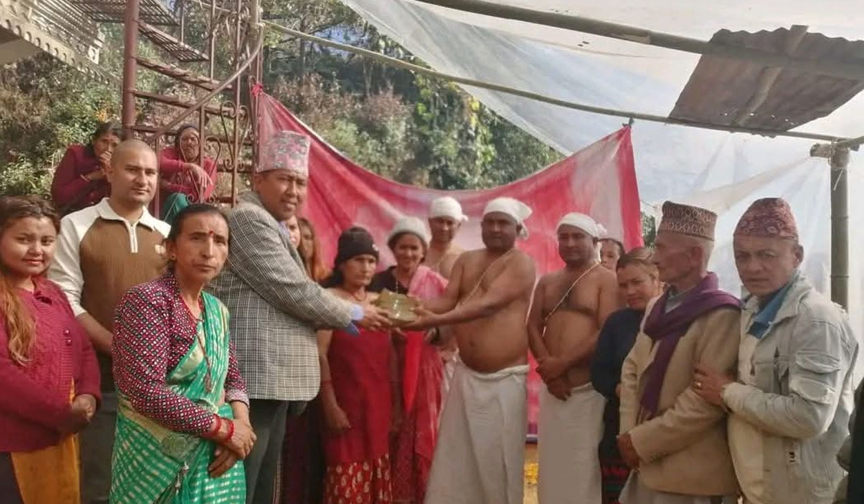 आमा–बुबाको स्मृतिमा पञ्च माध्यमिक विद्यालयमा अक्षयकोष स्थापना