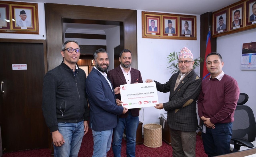 पुनर्निर्माण कोषमा एलआईसी नेपाल र एफवान सफ्टकाे सहयोग