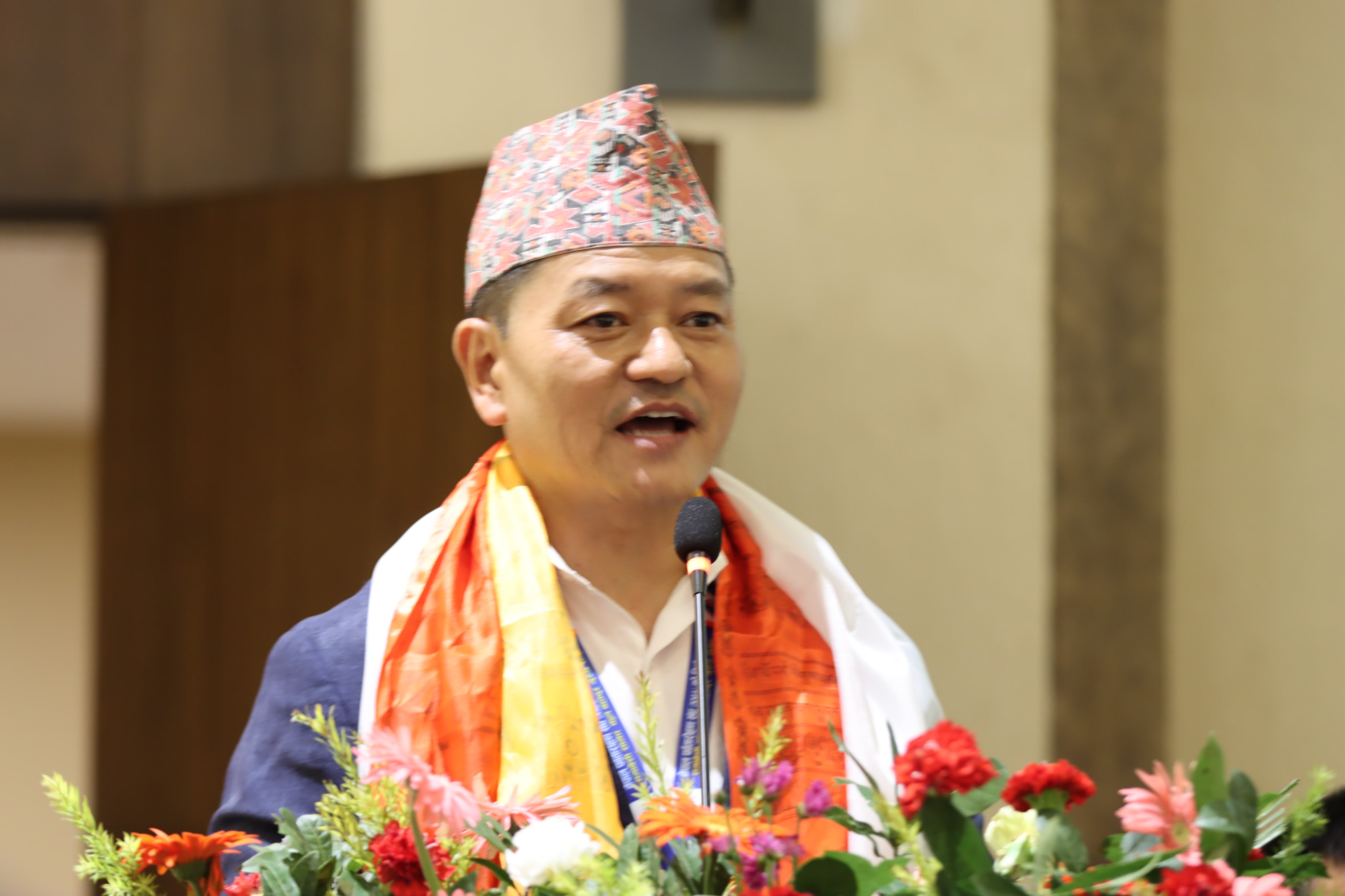 'स्वच्छ हिमाल अभियान’ सञ्चालन गर्ने गुरुङको घोषणा