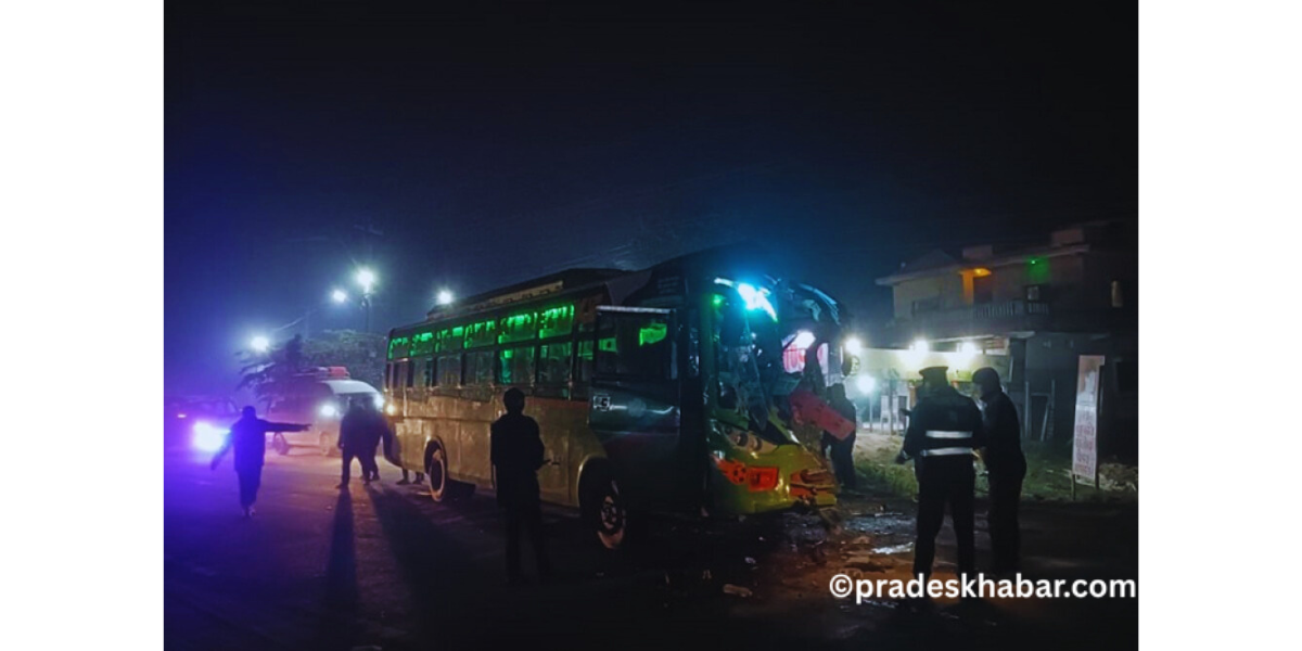 काँकडभिट्टा आउँदै गरेको बस दुर्घटना हुँदा एक जनाको मृत्यु, ११ जना घाइते