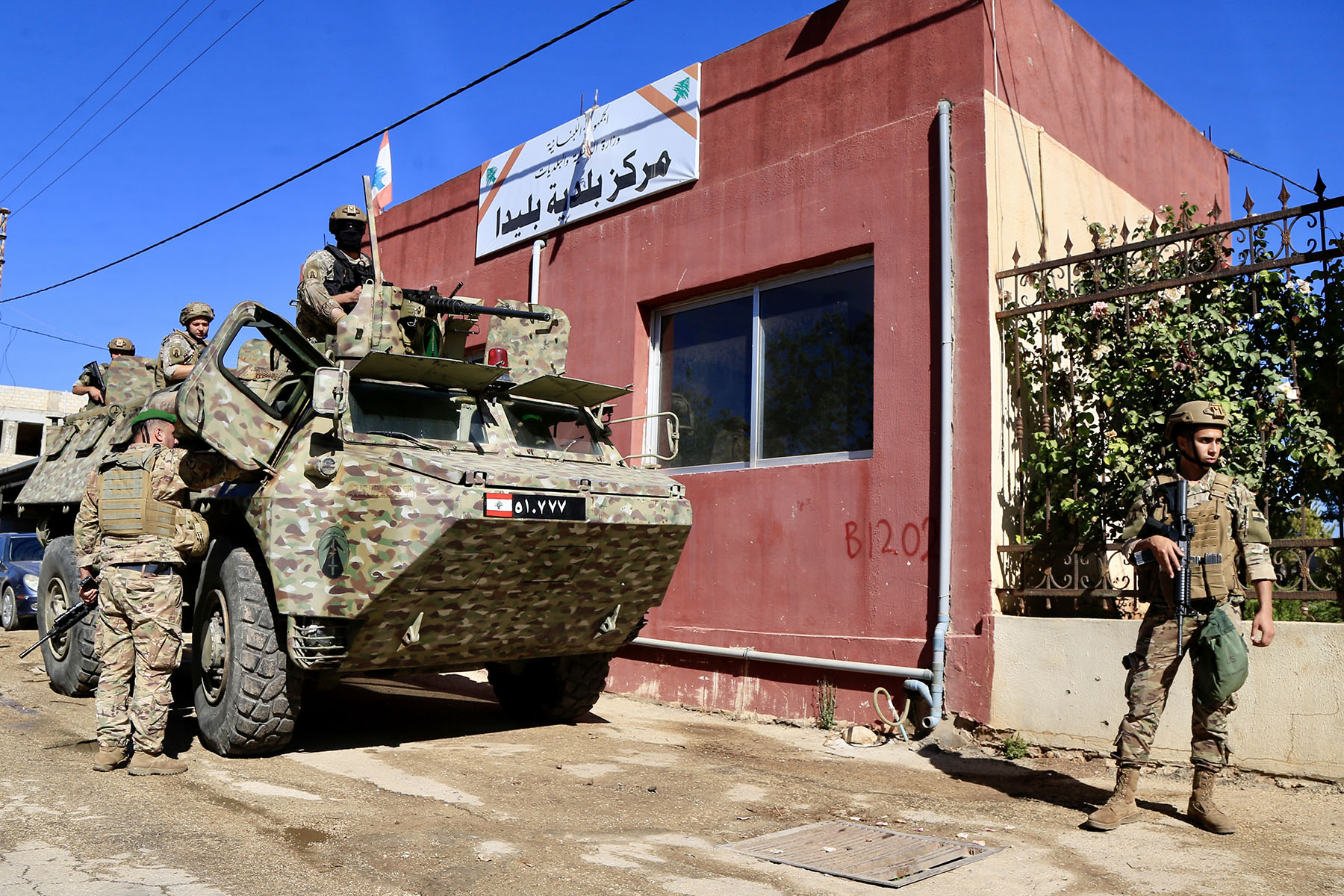 लेबनान–इजरायल तनाव: सीमावर्ती गाउँमा आक्रमणपछि राष्ट्रपतिद्वारा सेना सक्रिय हुन निर्देशन