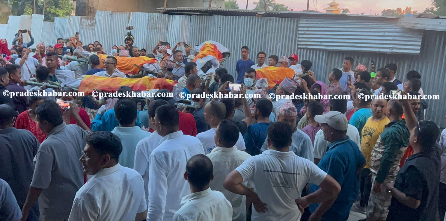भोजपुर सामूहिक हत्याकाण्ड : चारै शवको इटहरीमा गरियो अन्त्येष्टि