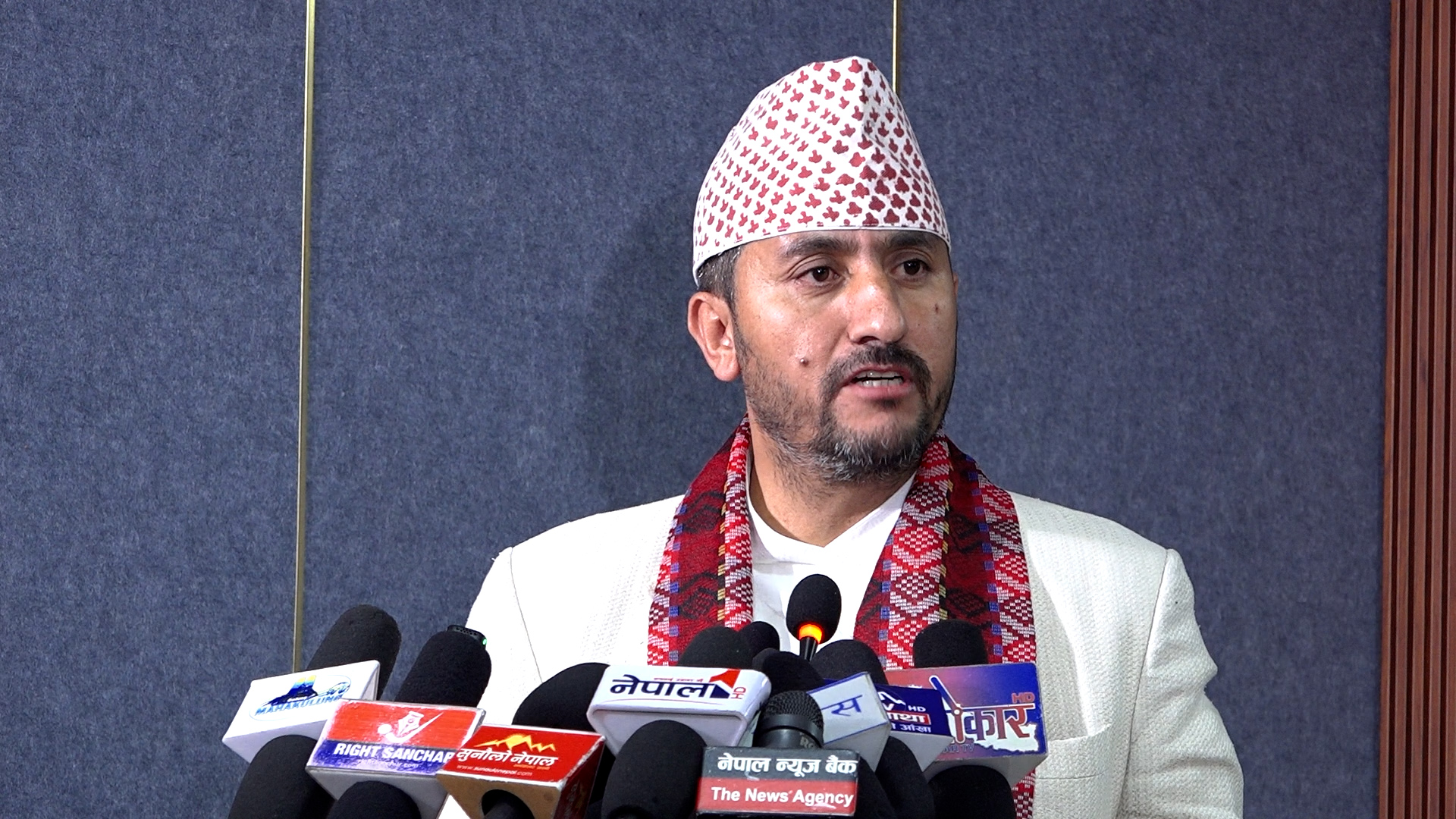 वर्तमान सरकारको हस्तक्षेप र दवाब नहुँदा ४० वटा ठूला मुद्दा अदालत पुगे : मन्त्री खरेल