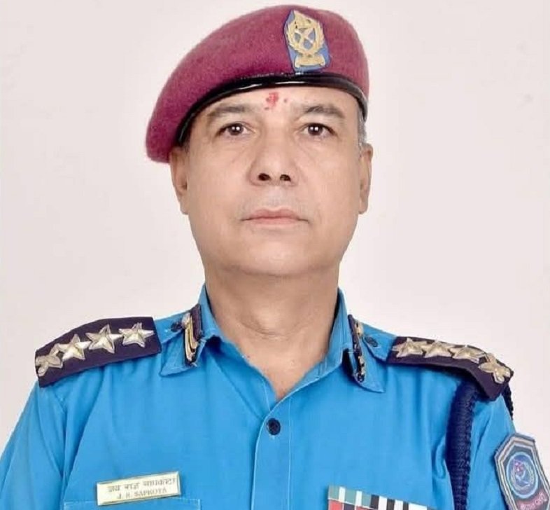 फेसबुक स्टाटसकै कारण डिआइजी जयराज सापकोटा विभागीय कारबाहीमा