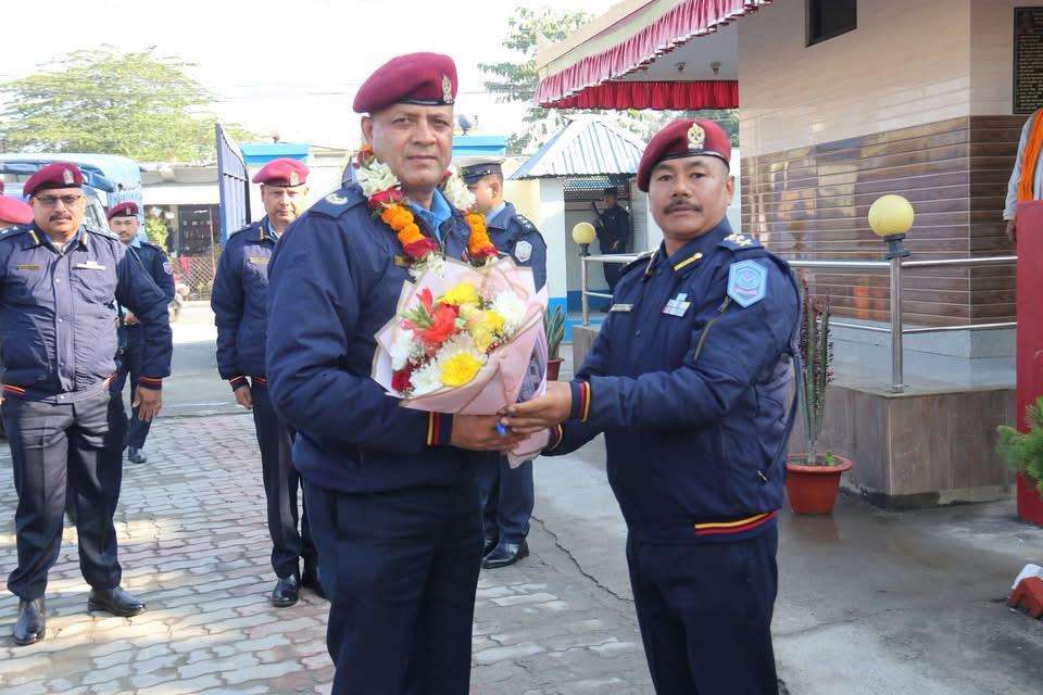 कठिन परिस्थिति र चुनौतीहरूको सहज रूपमा सामना गर्न कोशी प्रदेश प्रहरी प्रमुख घिमीरेको निर्देशन