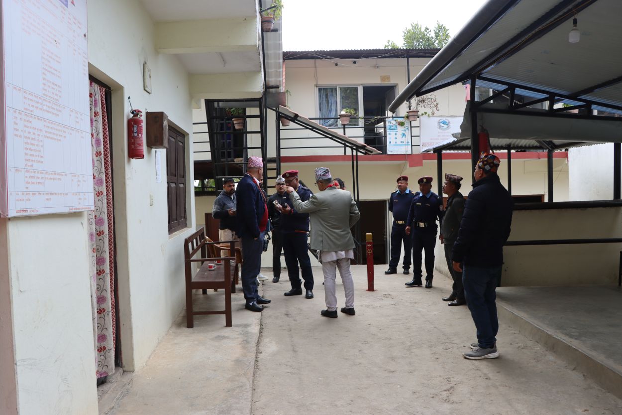 संखुवासभामा प्रहरी हिरासत र जिल्ला कारागारको अनुगमन