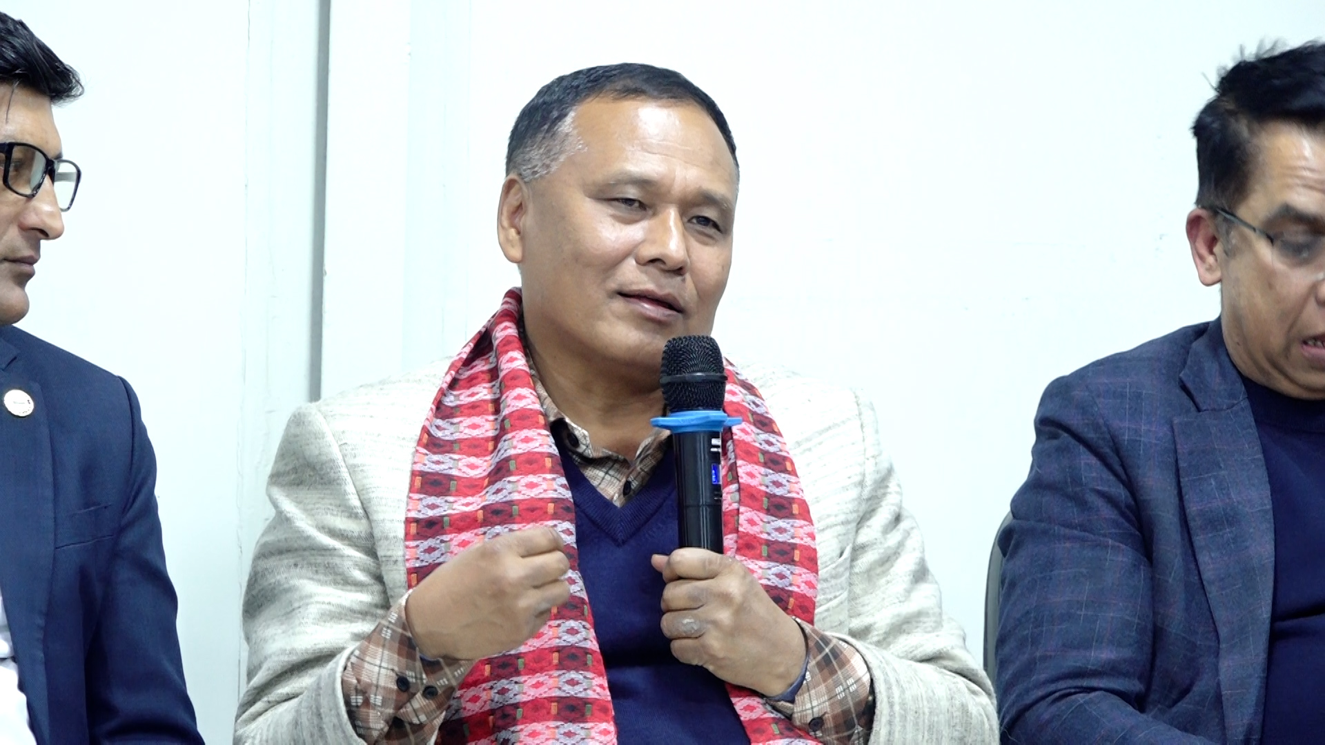 आजसम्म कुनै पार्टीको सदस्यता नलिएको मन्त्री घिसिङको प्रस्टोक्ति