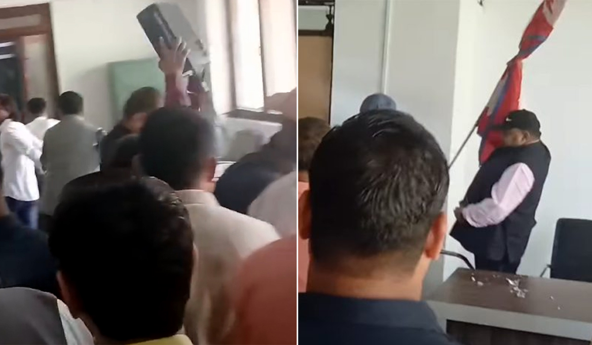 मधेश प्रदेशको मुख्यमन्त्री कार्यकक्षमा तोडफोड, राष्ट्रिय झण्डा पनि फालियो