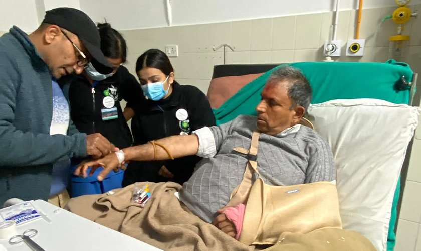 कास्की–२ का कांग्रेस उम्मेदवार घरदैलोमा सिँढीबाट लडे, हात भाँचिएको पुष्टि