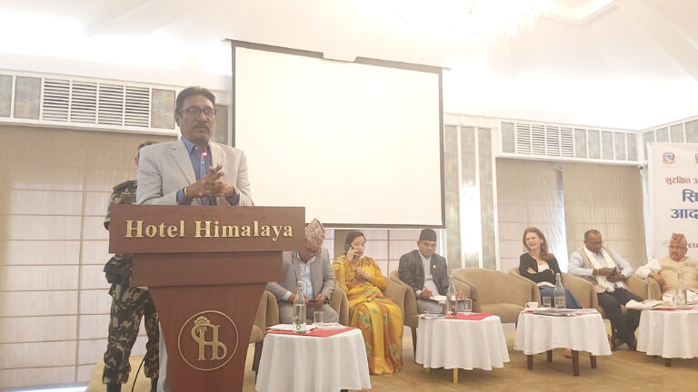 वैदेशिक रोजगारीमा ठगी गर्नेलाई कानुनी दायरामा ल्याइनेछः मन्त्री भण्डारी