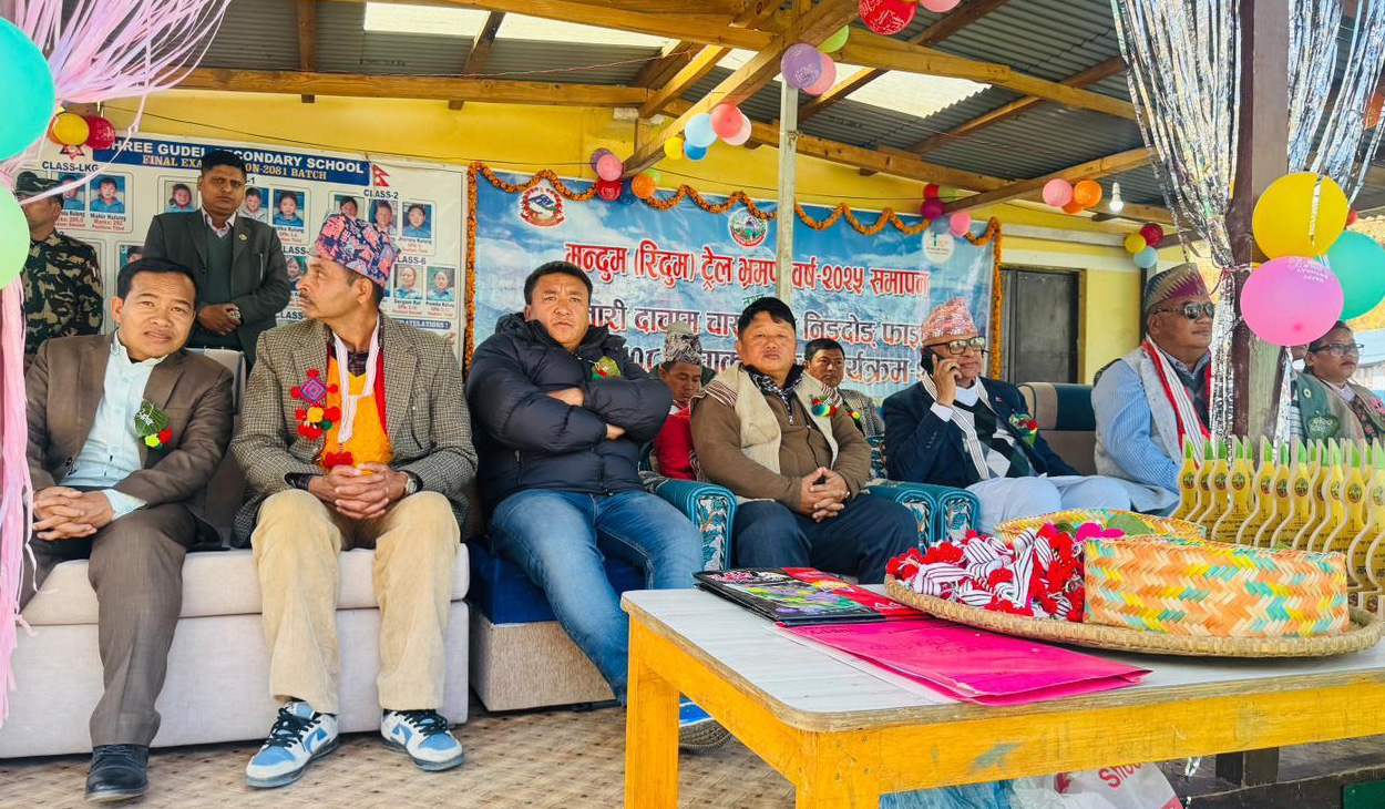 मुन्दुम ट्रेलले महाकुलुङ चिनायो, चाक्चाकुर पर्व सुरु