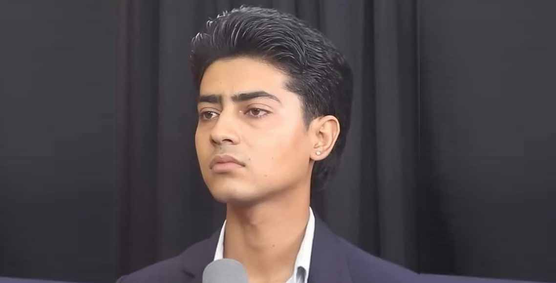 पार्टी घोषणा गर्दै मिराज ढुंगाना, के राख्दैछन् उदेश्य ?
