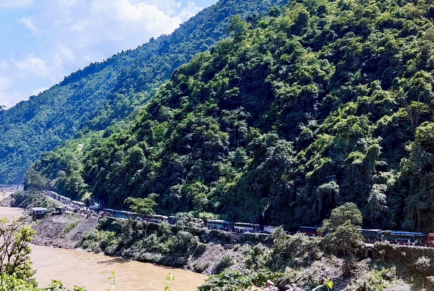 अवरुद्ध पृथ्वीराजमार्ग खुल्यो