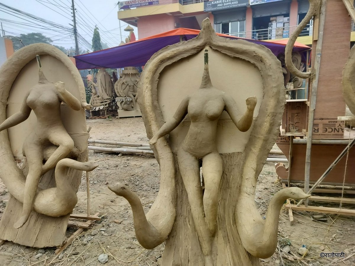 माटोबाट मूर्ति बनाउने परम्परागत पेसा सङ्कटमा