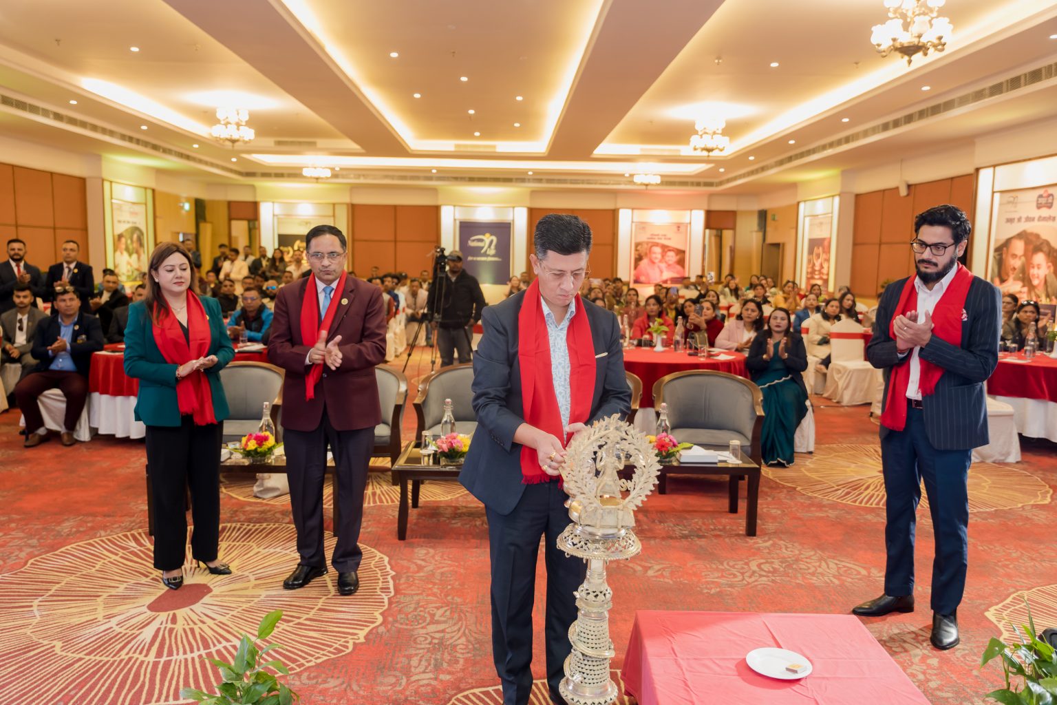 पोखरामा ‘सफलताको सुरुवात’ : नेशनल लाइफका ३०० उत्कृष्ट अभिकर्ता सम्मानित