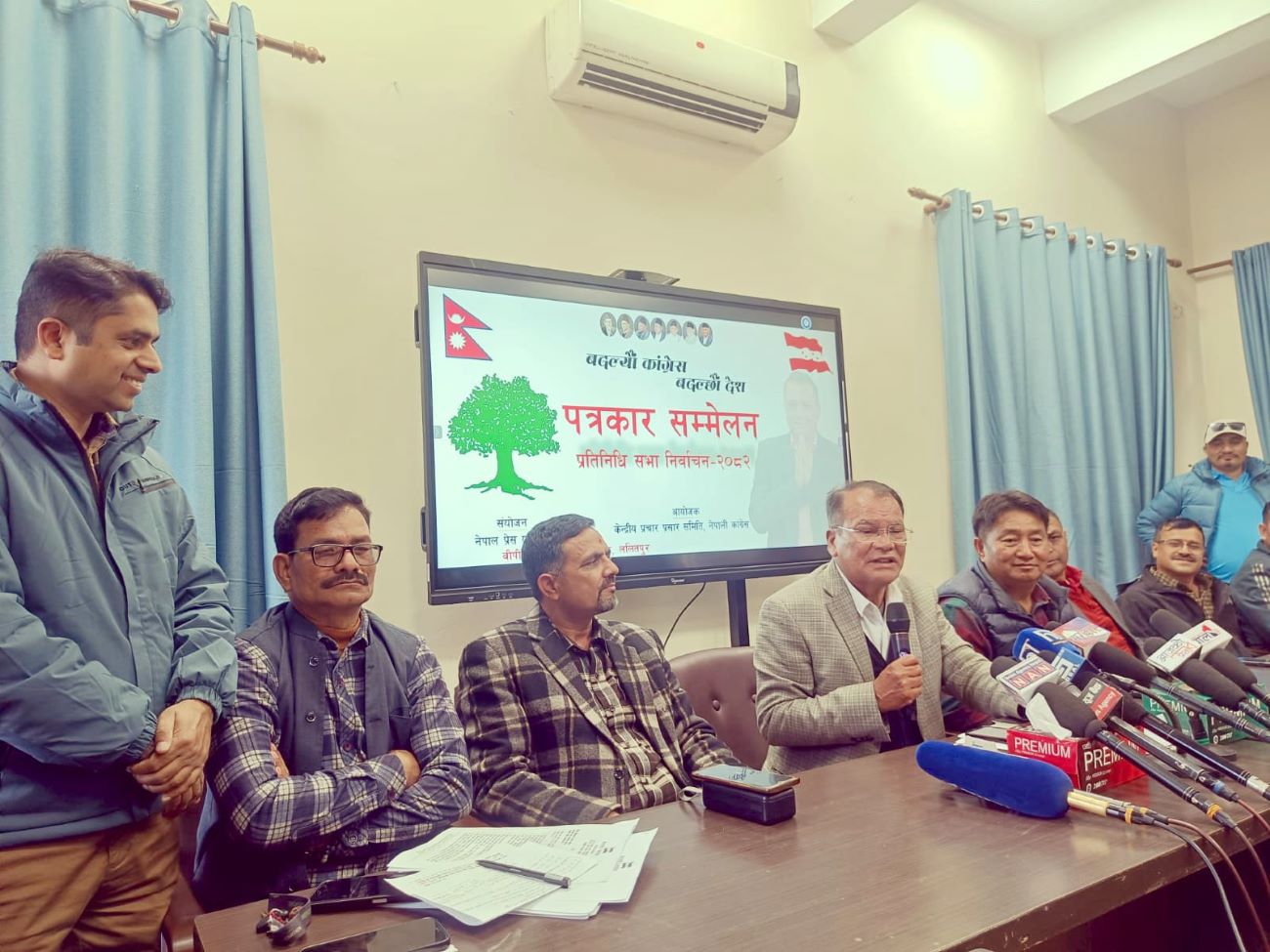 नेपाली कांग्रेसका १६५ वटै निर्वाचन क्षेत्रमा उम्मेदवार चुनावी प्रतिस्पर्धामा, १०६ जना नयाँ अनुहार मैदानमा