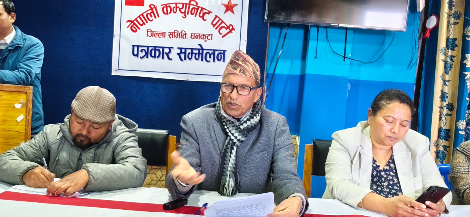 धनकुटाका नेकपा उम्मेदवारको प्रतिबद्धता: बाँदर नियन्त्रणका लागि मासु र सुकुटी उत्पादनको प्रस्ताव